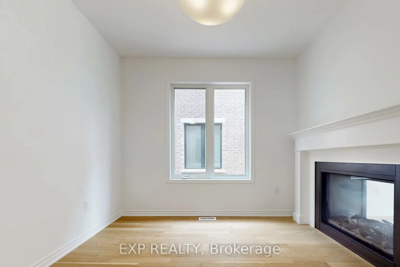 1190, Tanbark, 1010 - JM Joshua Meadows, Oakville