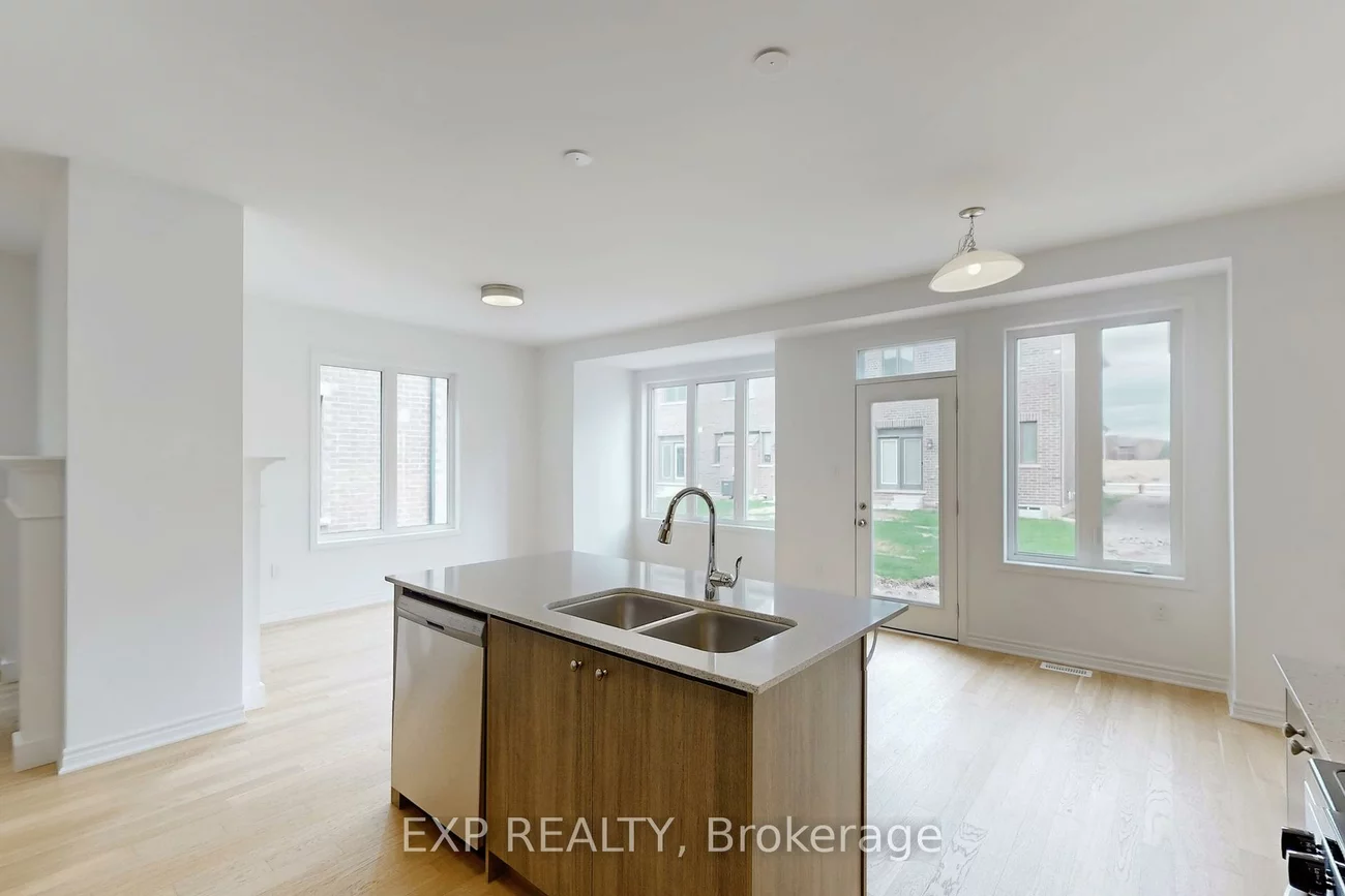 1190, Tanbark, 1010 - JM Joshua Meadows, Oakville