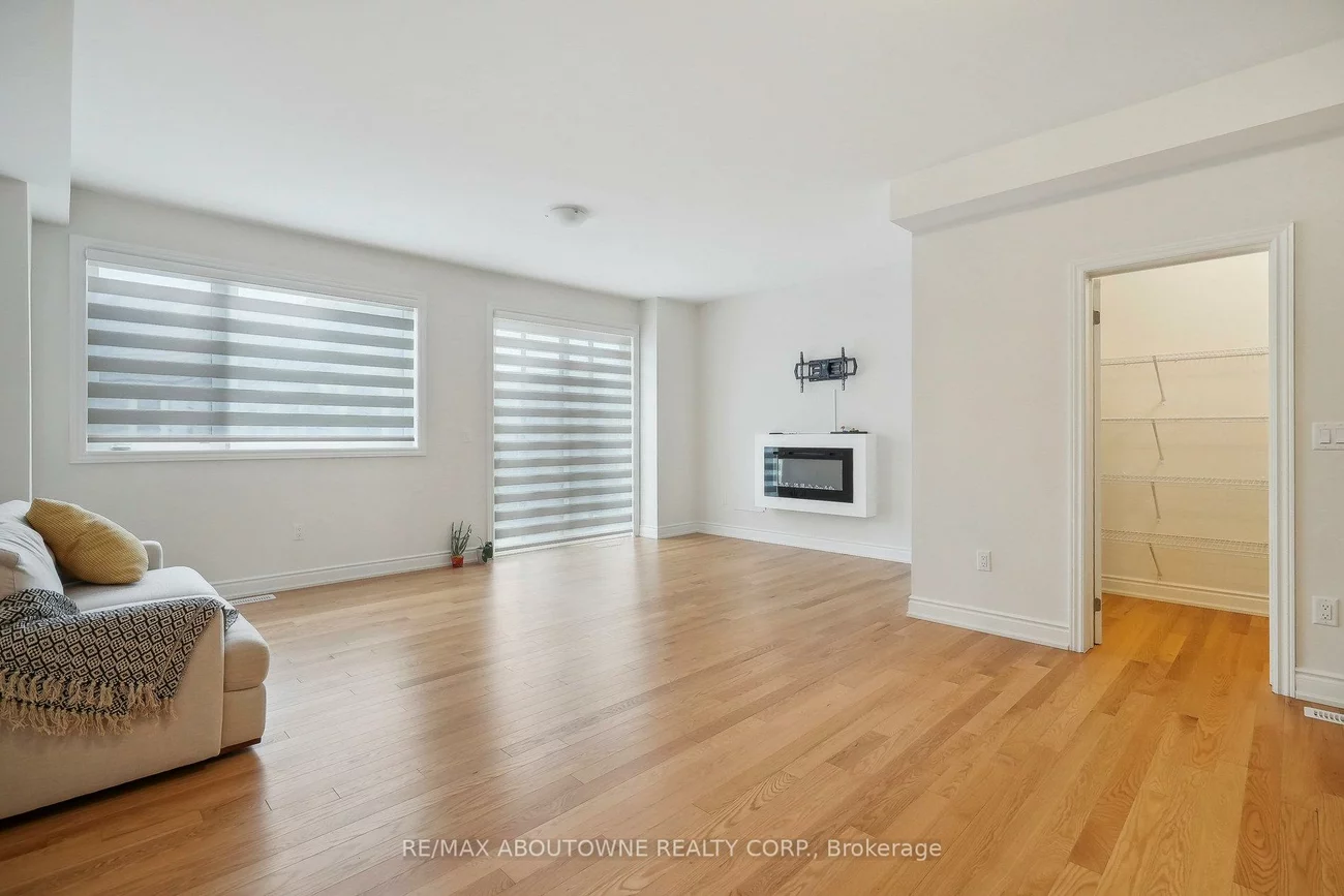 10, Marvin, 1008 - GO Glenorchy, Oakville