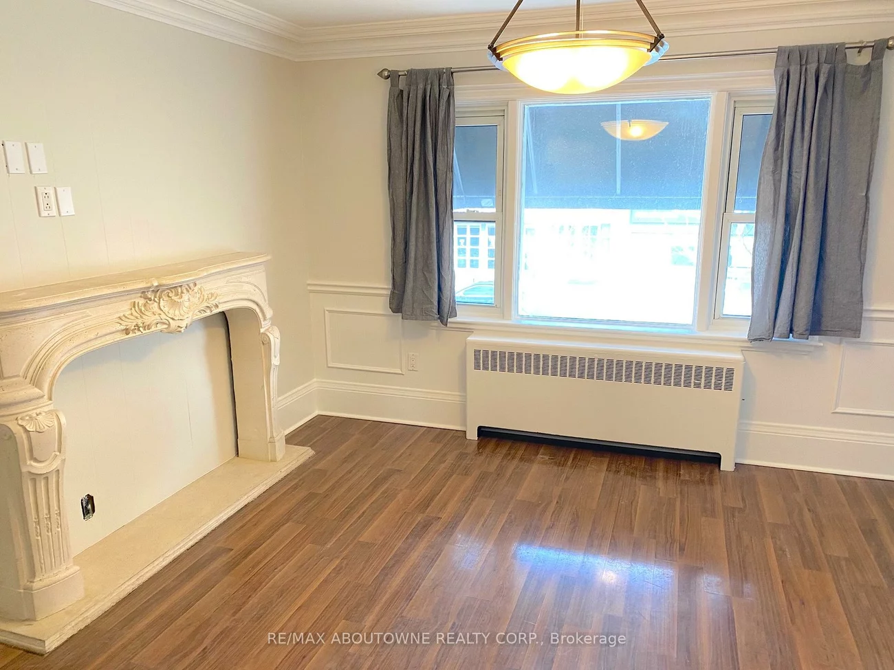 266, Lakeshore, 1013 - OO Old Oakville, Oakville