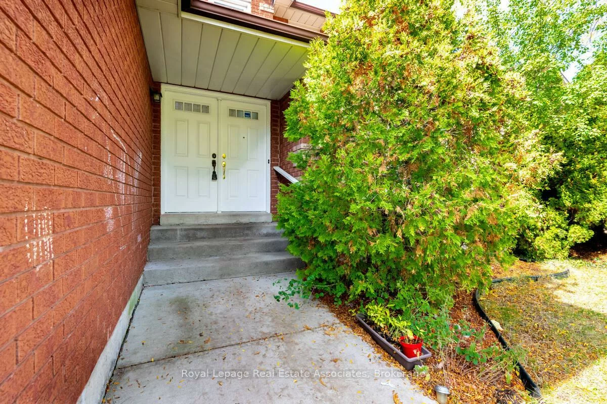 2551, Wynten, 1004 - CV Clearview, Oakville