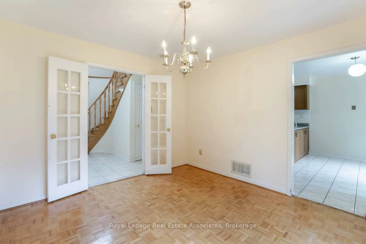 2551, Wynten, 1004 - CV Clearview, Oakville
