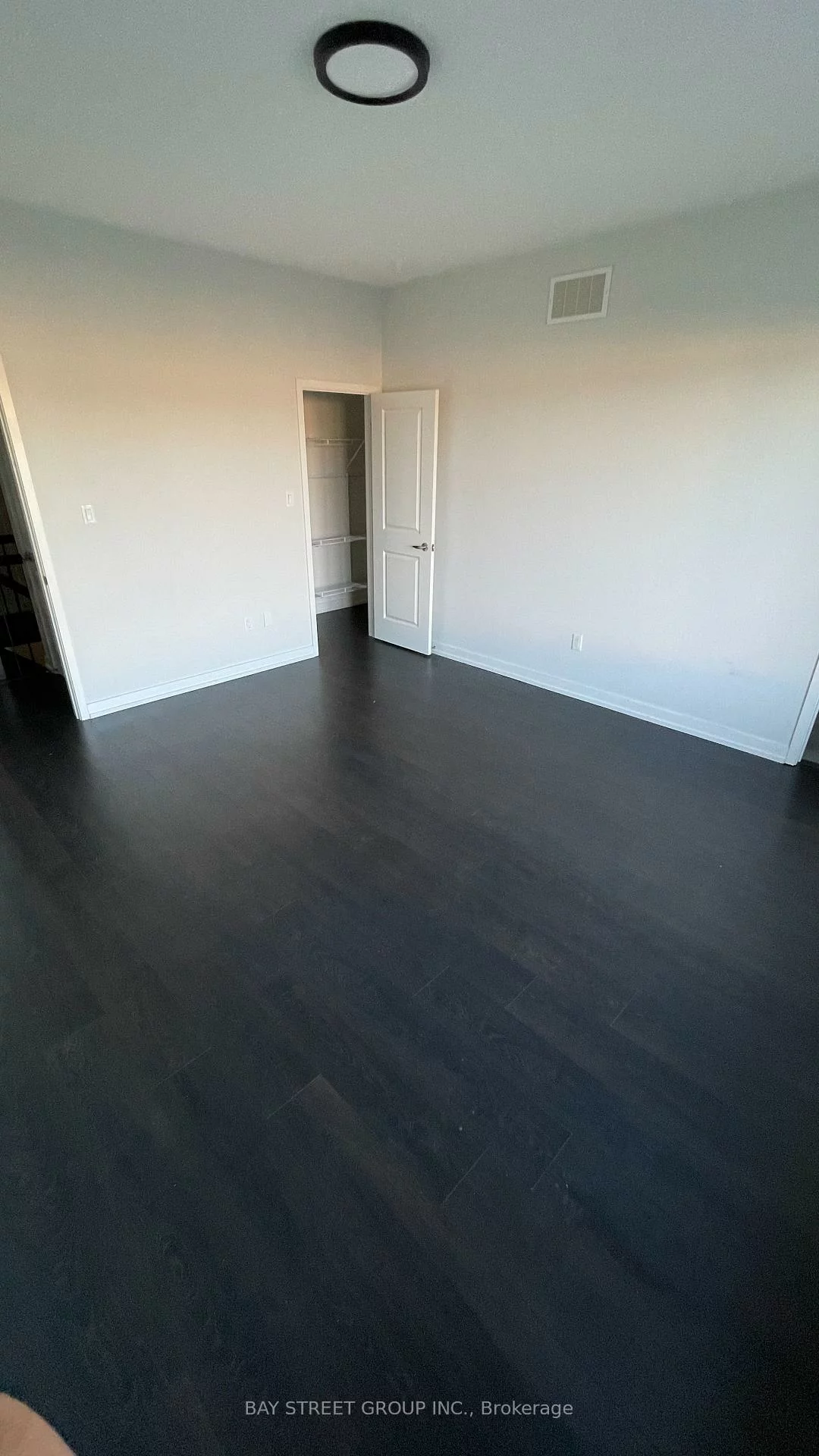 226, Wheat Boom, 1008 - GO Glenorchy, Oakville