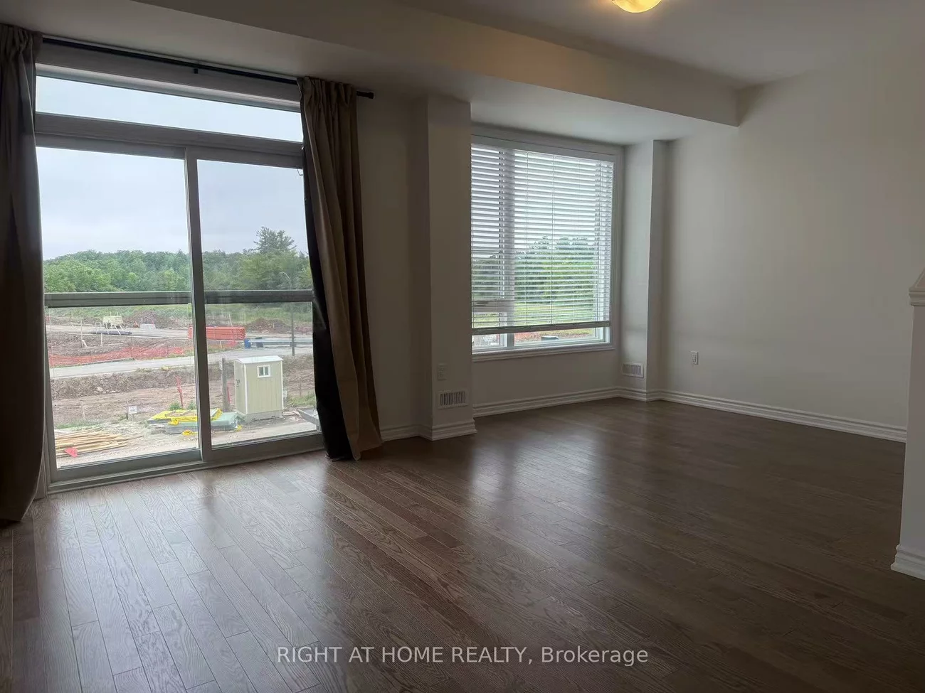 1142, Wheat Boom, 1010 - JM Joshua Meadows, Oakville
