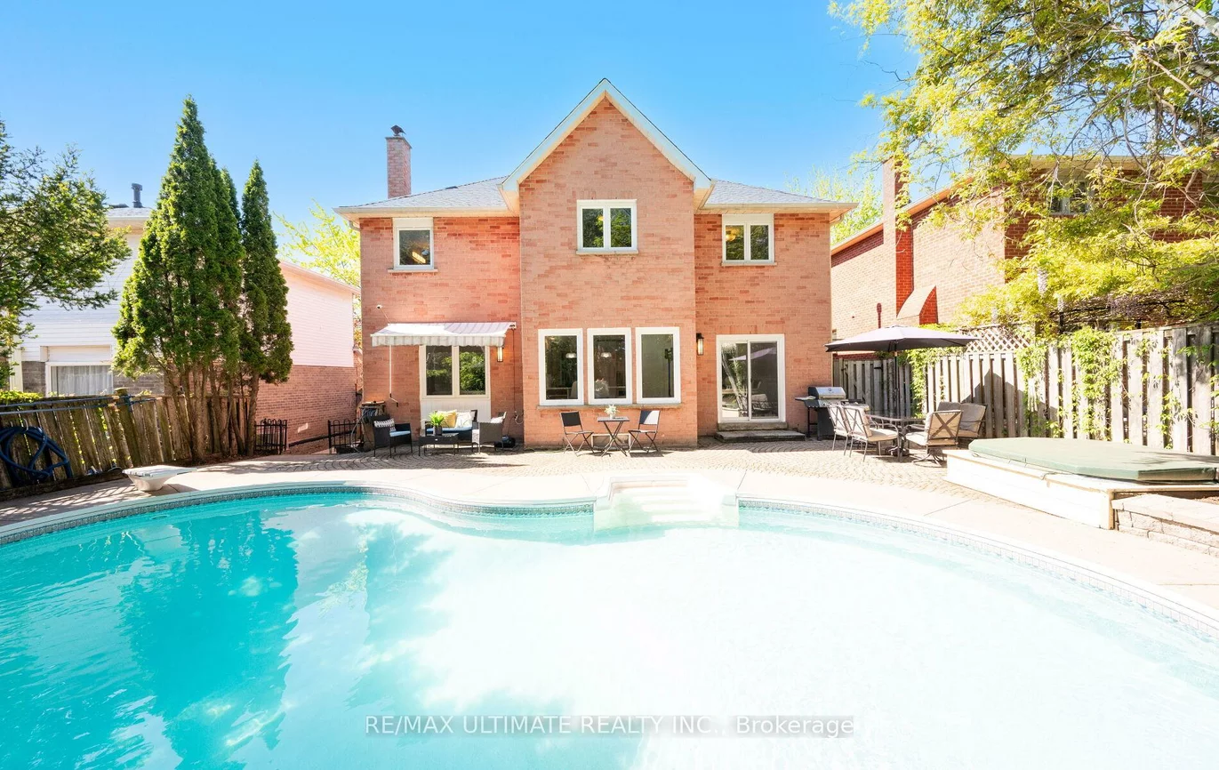2087, Mayflower, 1015 - RO River Oaks, Oakville