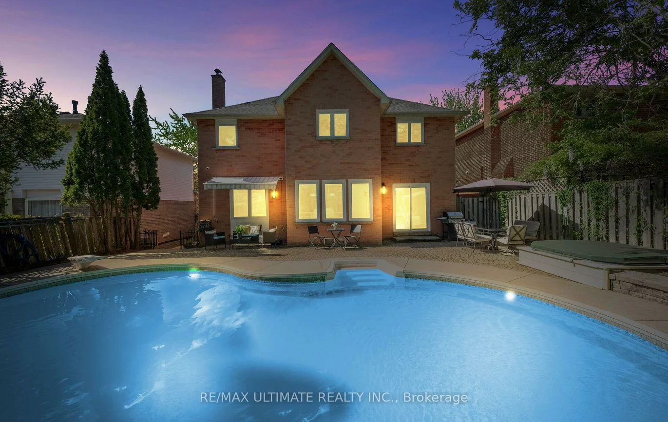 2087, Mayflower, 1015 - RO River Oaks, Oakville