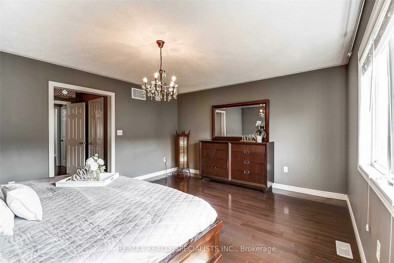 3275, Stalybridge, 1000 - BC Bronte Creek, Oakville