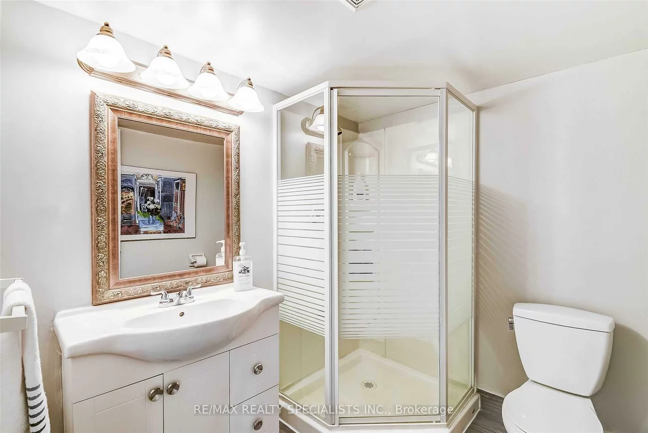 3275, Stalybridge, 1000 - BC Bronte Creek, Oakville