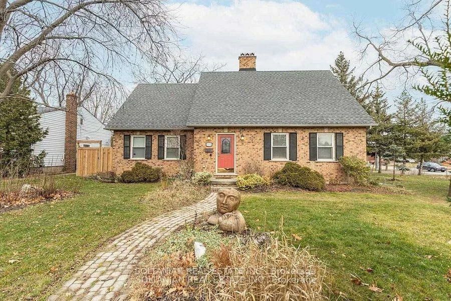 313, Bronte, 1020 - WO West, Oakville