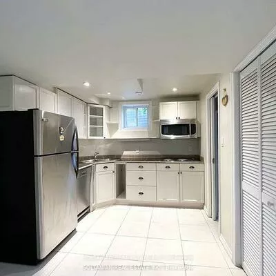 313, Bronte, 1020 - WO West, Oakville
