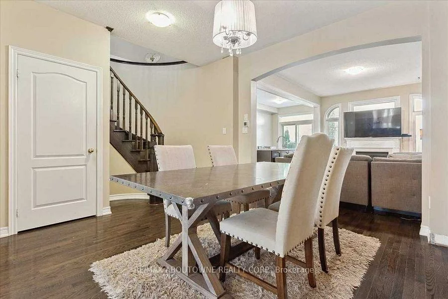 3440, Whilabout, 1001 - BR Bronte, Oakville