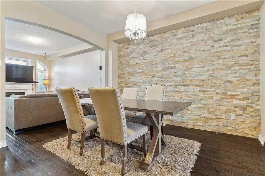 3440, Whilabout, 1001 - BR Bronte, Oakville