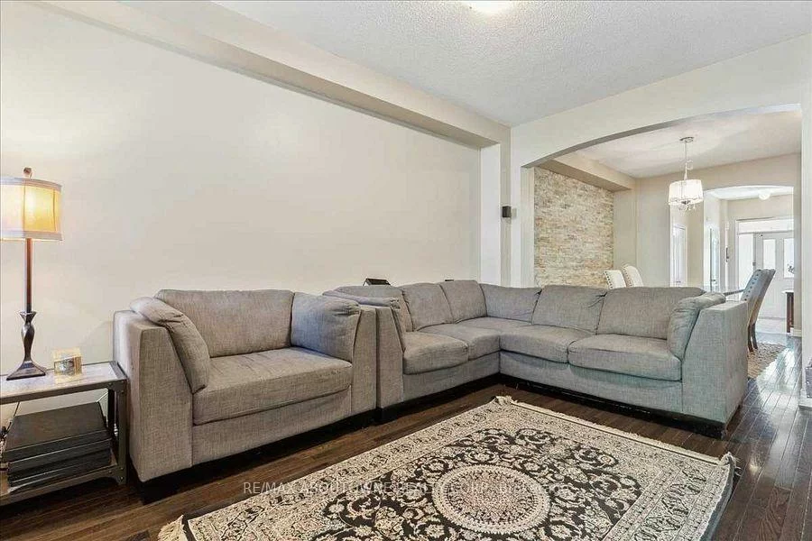 3440, Whilabout, 1001 - BR Bronte, Oakville