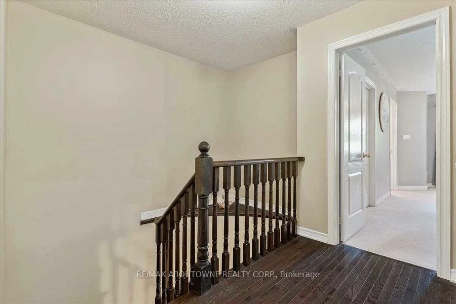 3440, Whilabout, 1001 - BR Bronte, Oakville