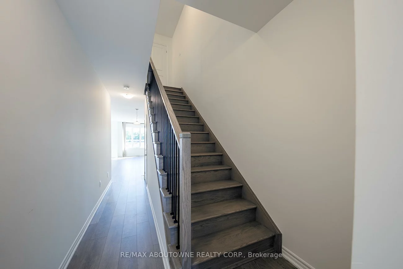 3050, Robert Lamb, 1010 - JM Joshua Meadows, Oakville