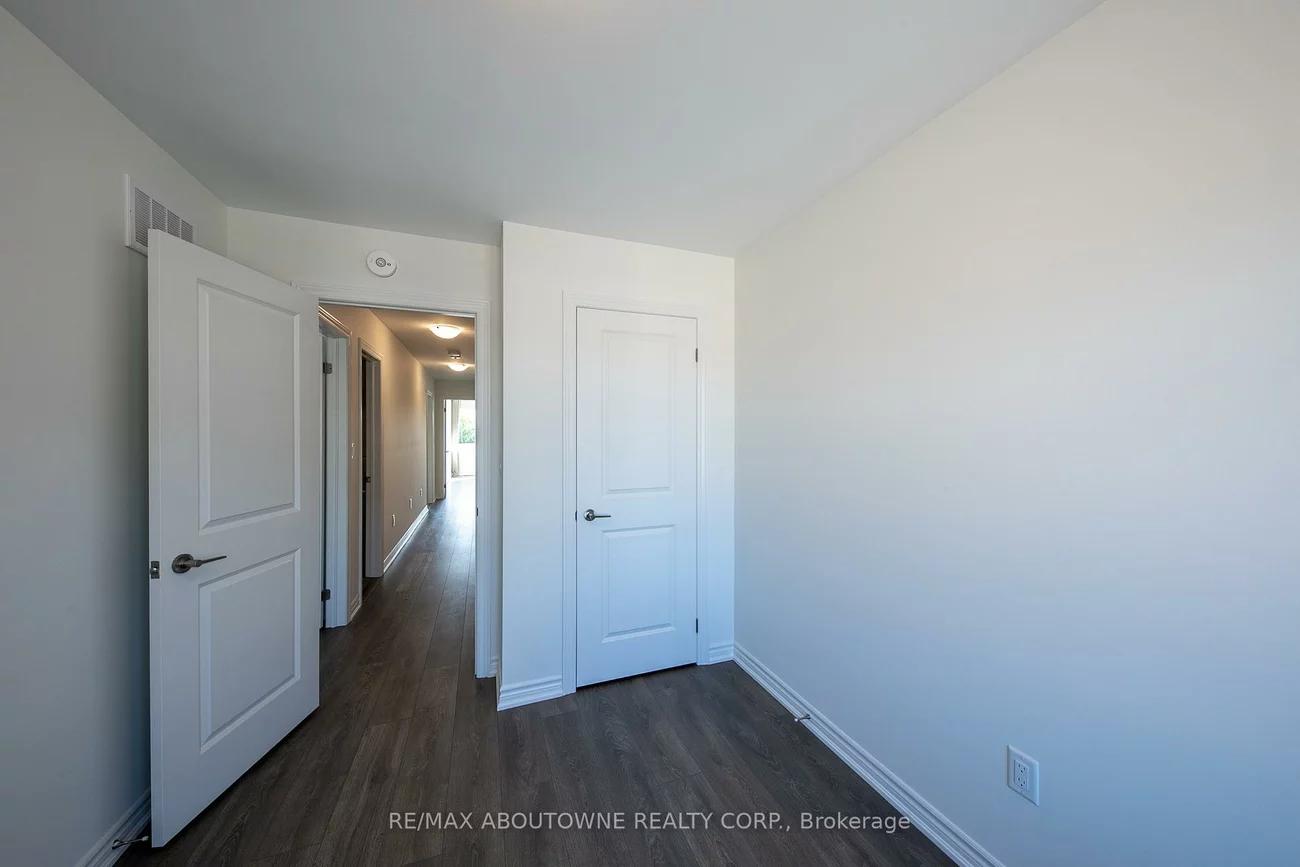 3050, Robert Lamb, 1010 - JM Joshua Meadows, Oakville