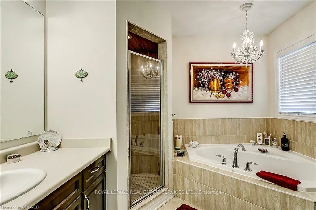 2464, Quetico, 1019 - WM Westmount, Oakville