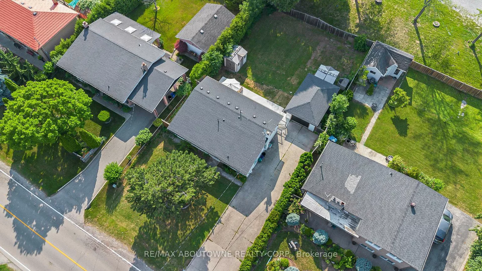 523, Pinegrove, 1020 - WO West, Oakville