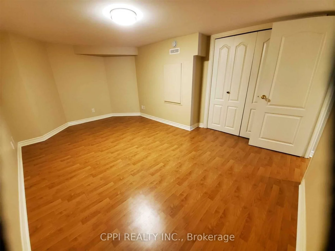 2388, Woodcrest, 1019 - WM Westmount, Oakville