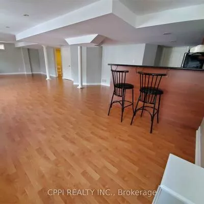 2388, Woodcrest, 1019 - WM Westmount, Oakville