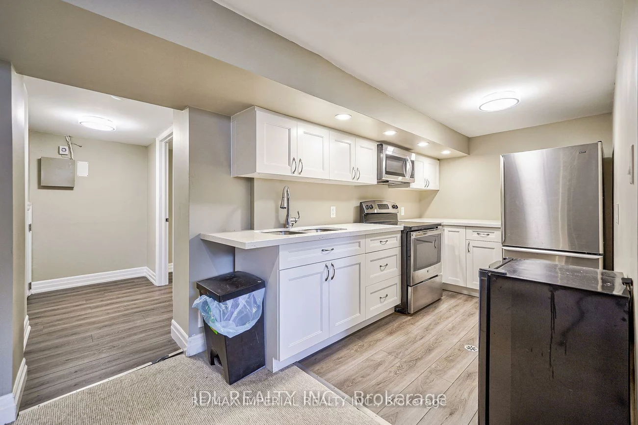 1066, Selby, 1020 - WO West, Oakville