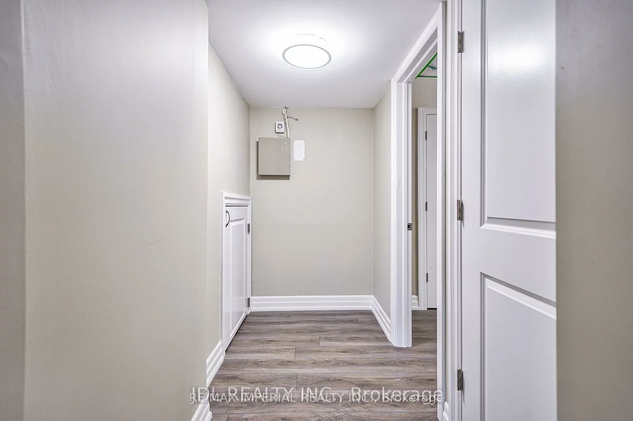 1066, Selby, 1020 - WO West, Oakville