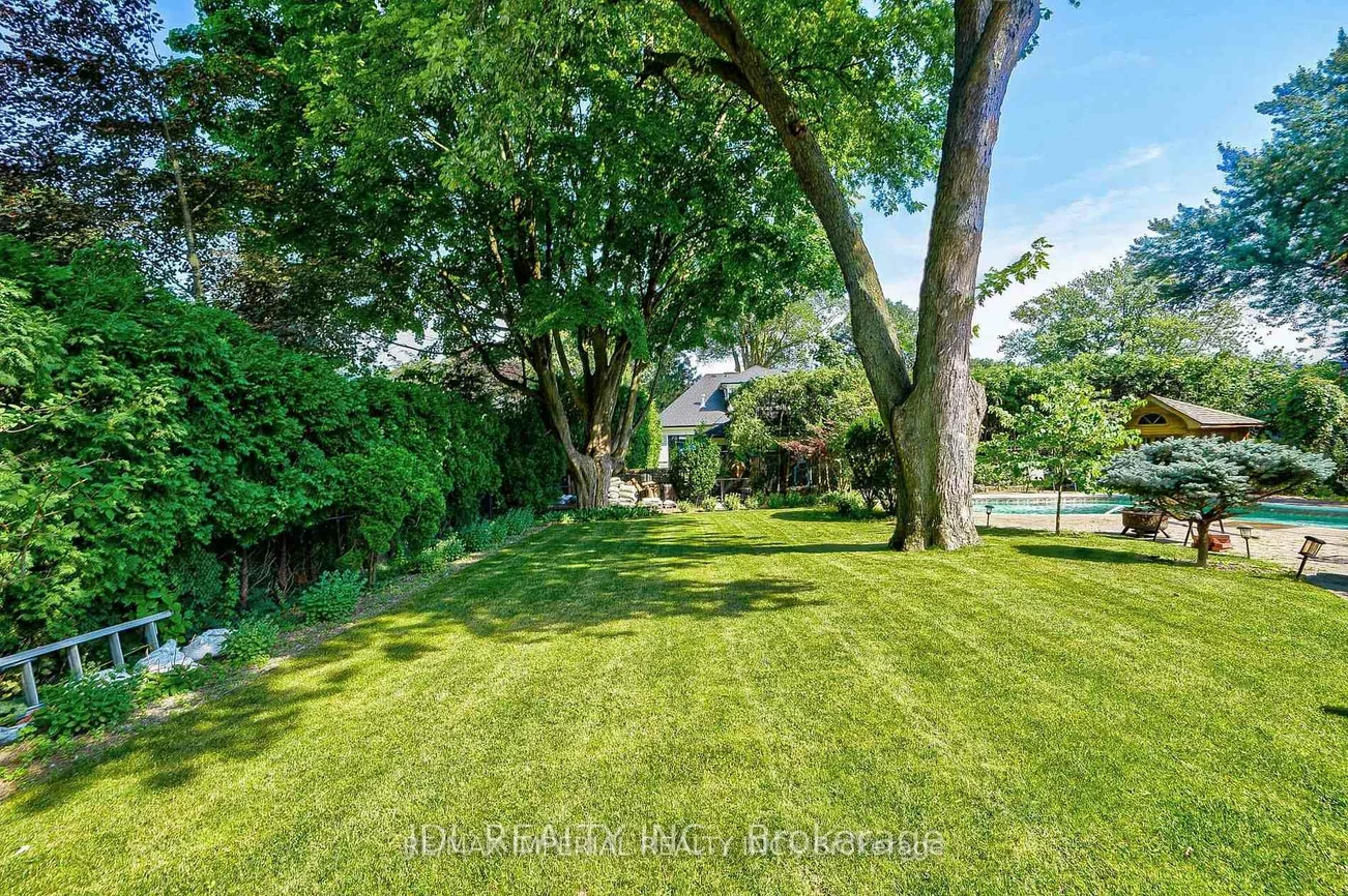 1066, Selby, 1020 - WO West, Oakville