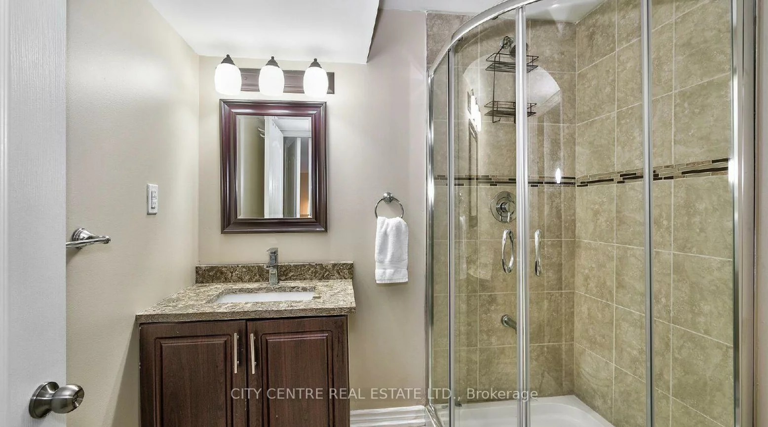 375, Begonia, 1040 - OA Rural Oakville, Oakville