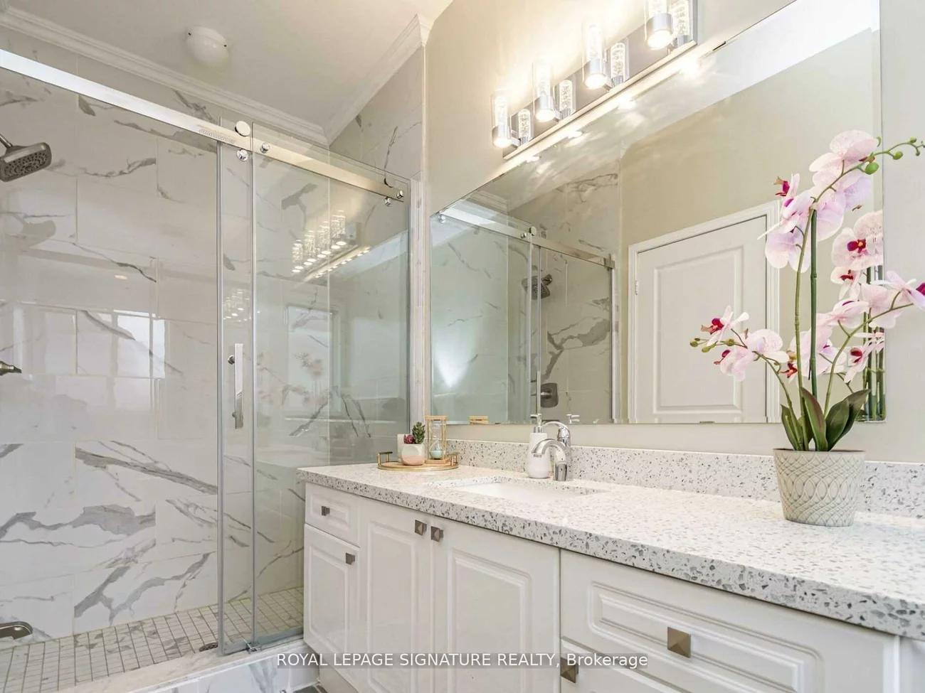 2923, Westoak Trails, 1019 - WM Westmount, Oakville