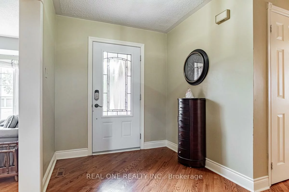 2048, Grand, 1018 - WC Wedgewood Creek, Oakville