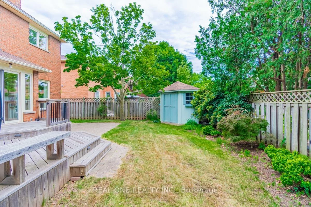 2048, Grand, 1018 - WC Wedgewood Creek, Oakville