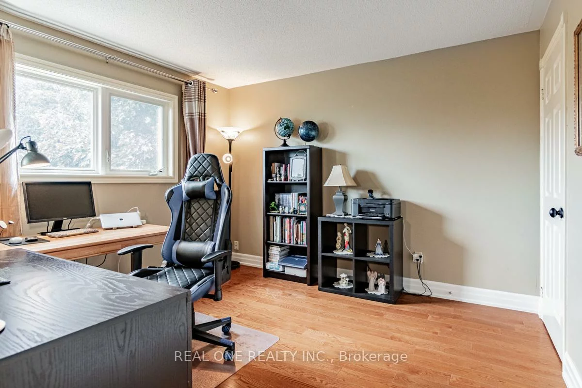 2048, Grand, 1018 - WC Wedgewood Creek, Oakville