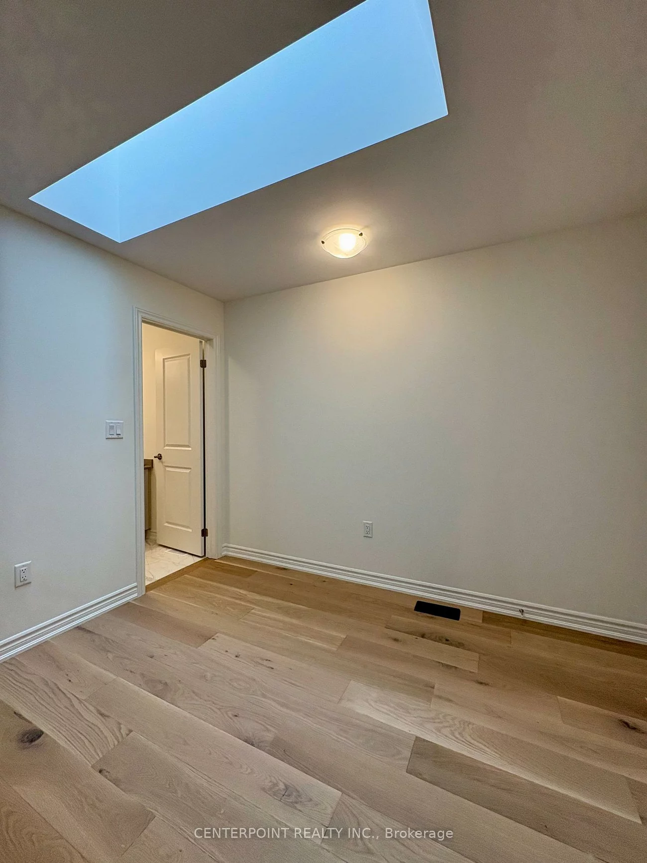 3084, Harvard, 1010 - JM Joshua Meadows, Oakville
