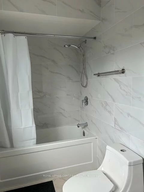 2101, Madden, 1015 - RO River Oaks, Oakville