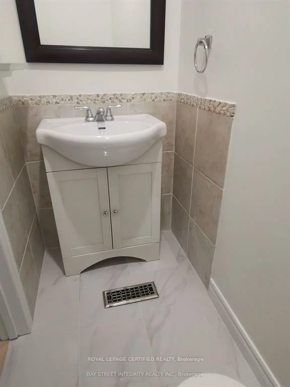 2101, Madden, 1015 - RO River Oaks, Oakville