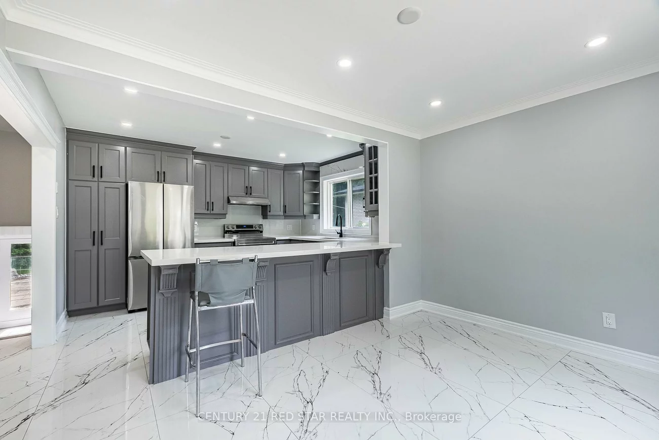 1448, Willowdown, 1017 - SW Southwest, Oakville