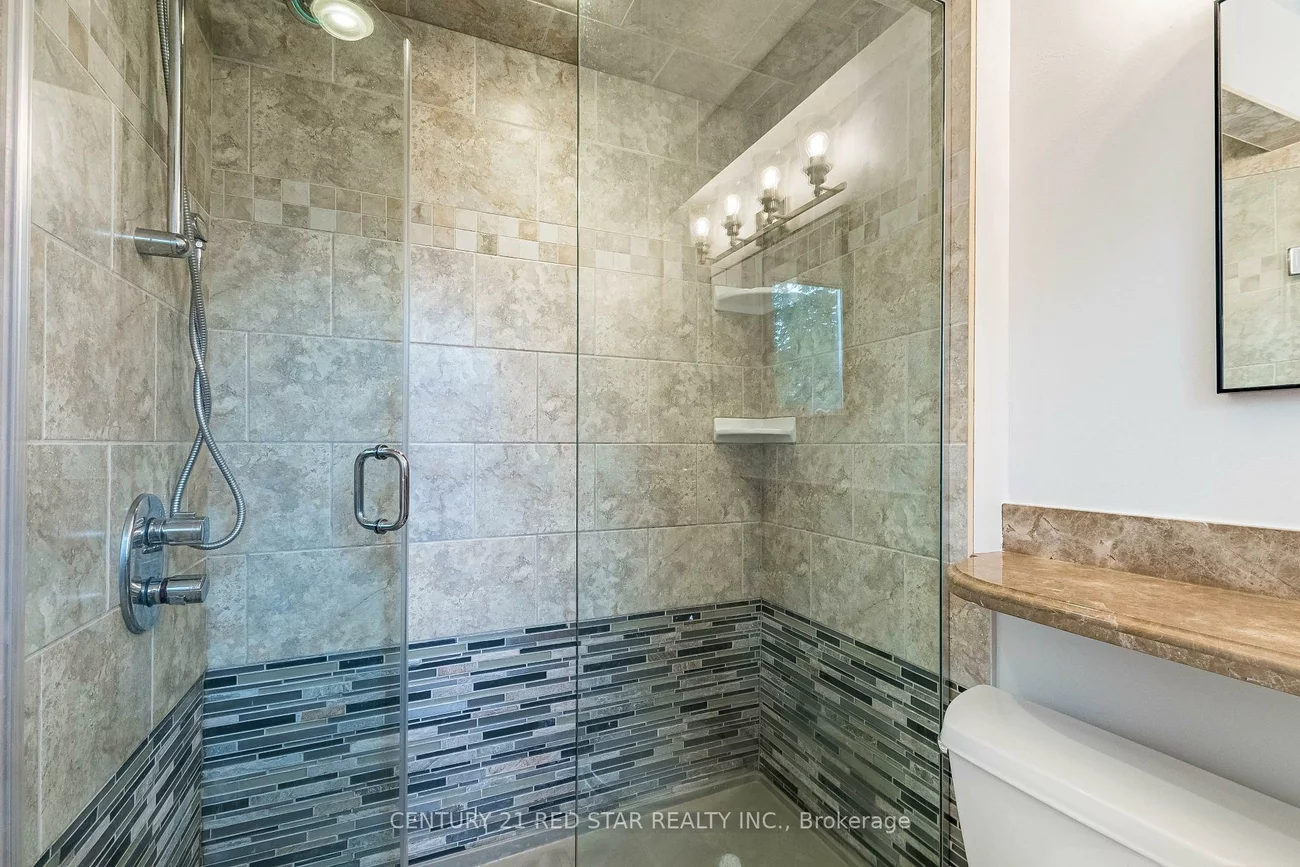 1448, Willowdown, 1017 - SW Southwest, Oakville
