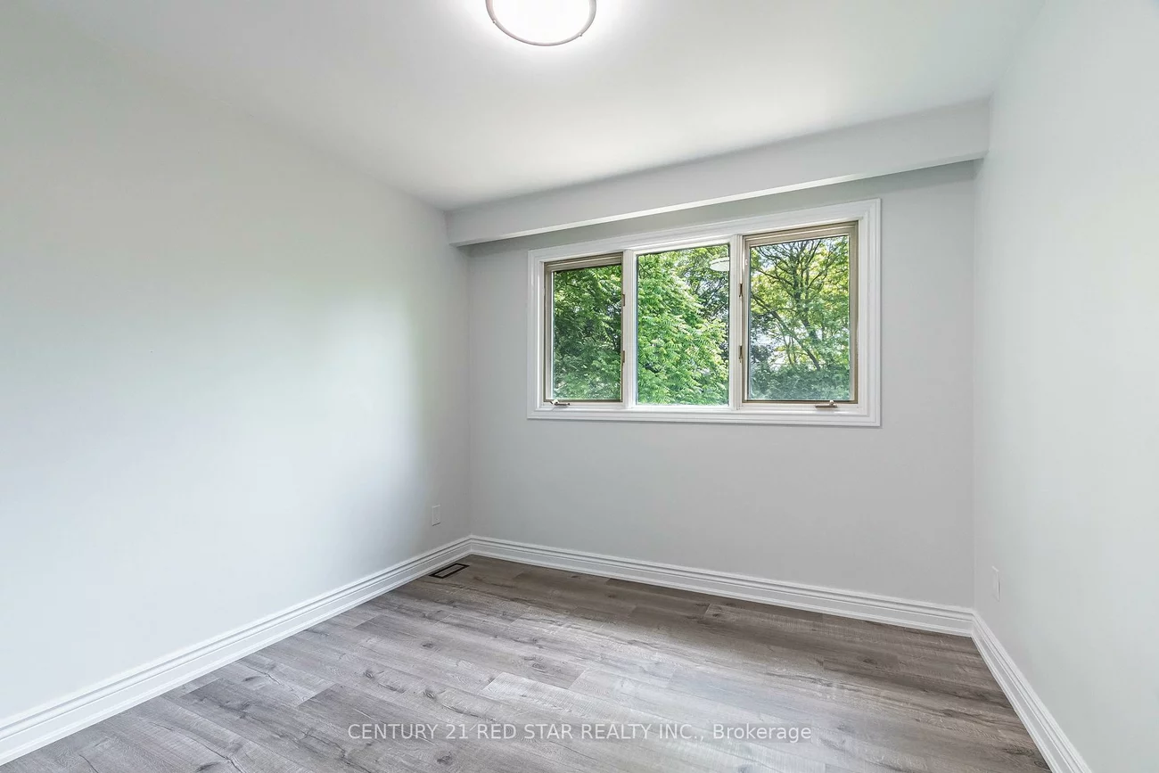 1448, Willowdown, 1017 - SW Southwest, Oakville