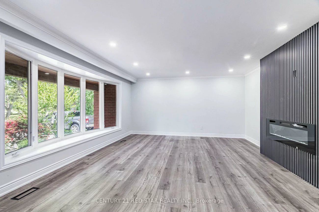 1448, Willowdown, 1017 - SW Southwest, Oakville