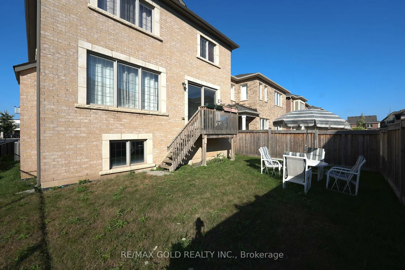 3156, Ernest Appelbe, 1008 - GO Glenorchy, Oakville