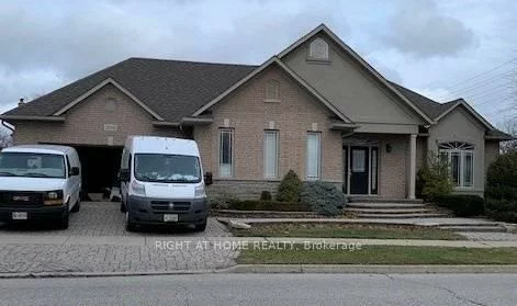 2031, Oxford, 1015 - RO River Oaks, Oakville