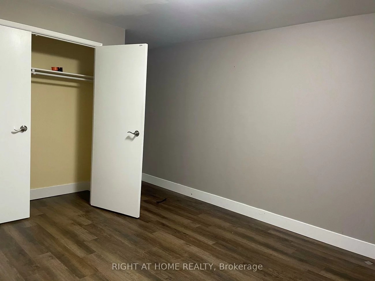 2031, Oxford, 1015 - RO River Oaks, Oakville