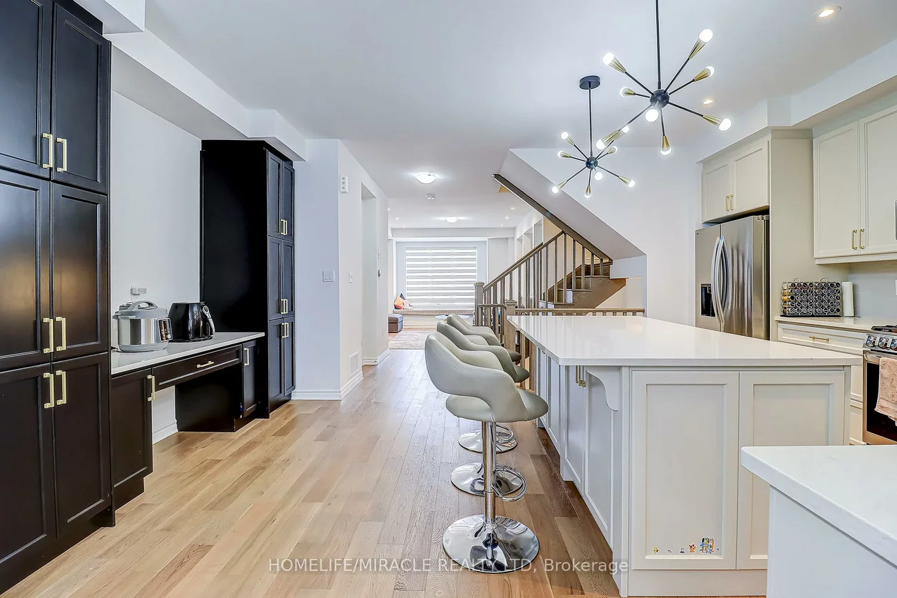 1188, Wheat Boom, 1010 - JM Joshua Meadows, Oakville
