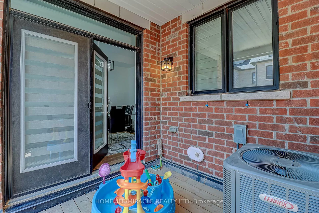 1188, Wheat Boom, 1010 - JM Joshua Meadows, Oakville