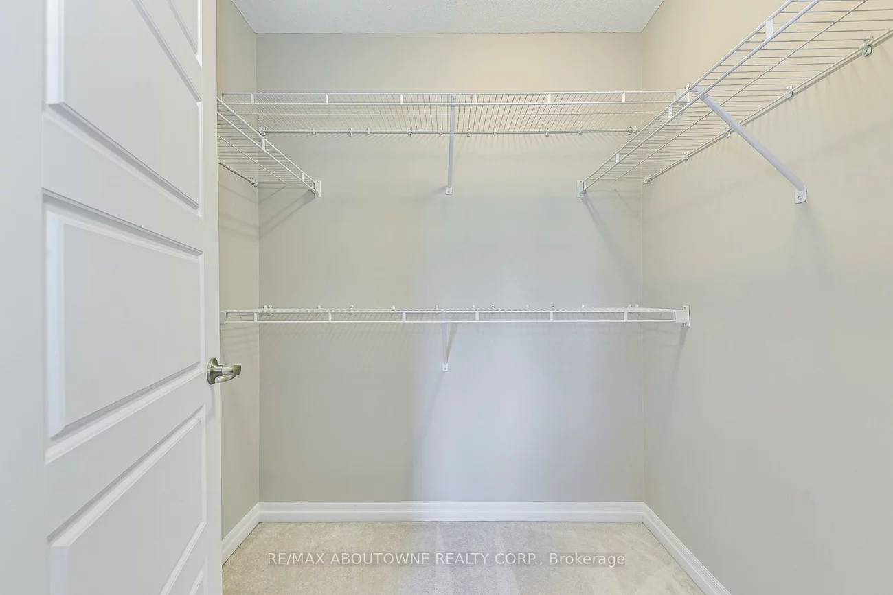 212, ELLEN DAVIDSON, 1008 - GO Glenorchy, Oakville