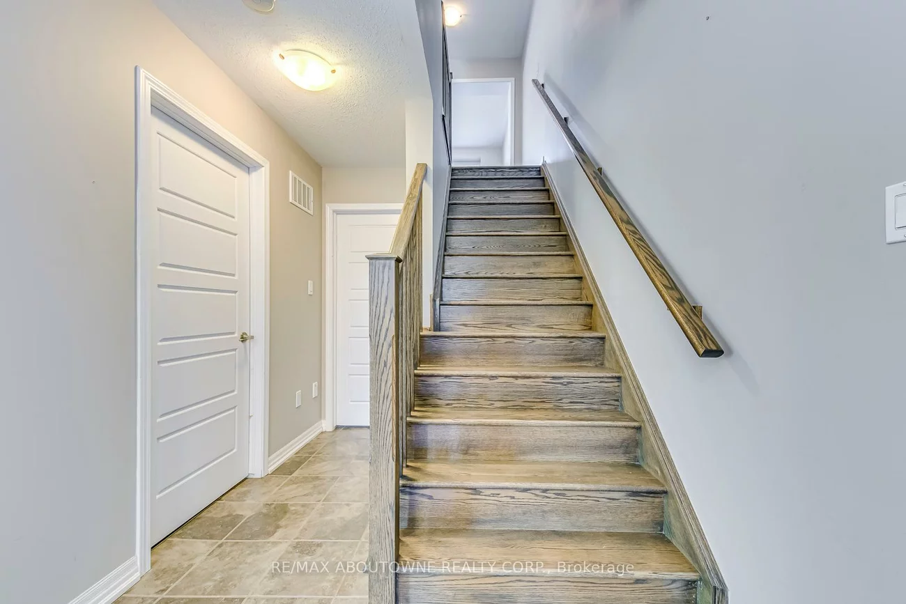 212, ELLEN DAVIDSON, 1008 - GO Glenorchy, Oakville