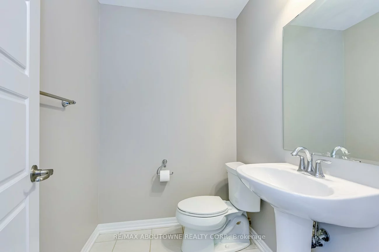 212, ELLEN DAVIDSON, 1008 - GO Glenorchy, Oakville