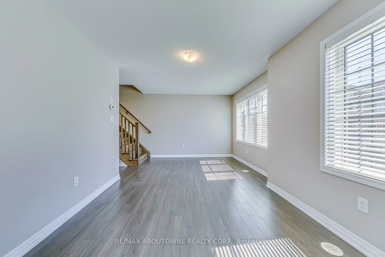 212, ELLEN DAVIDSON, 1008 - GO Glenorchy, Oakville