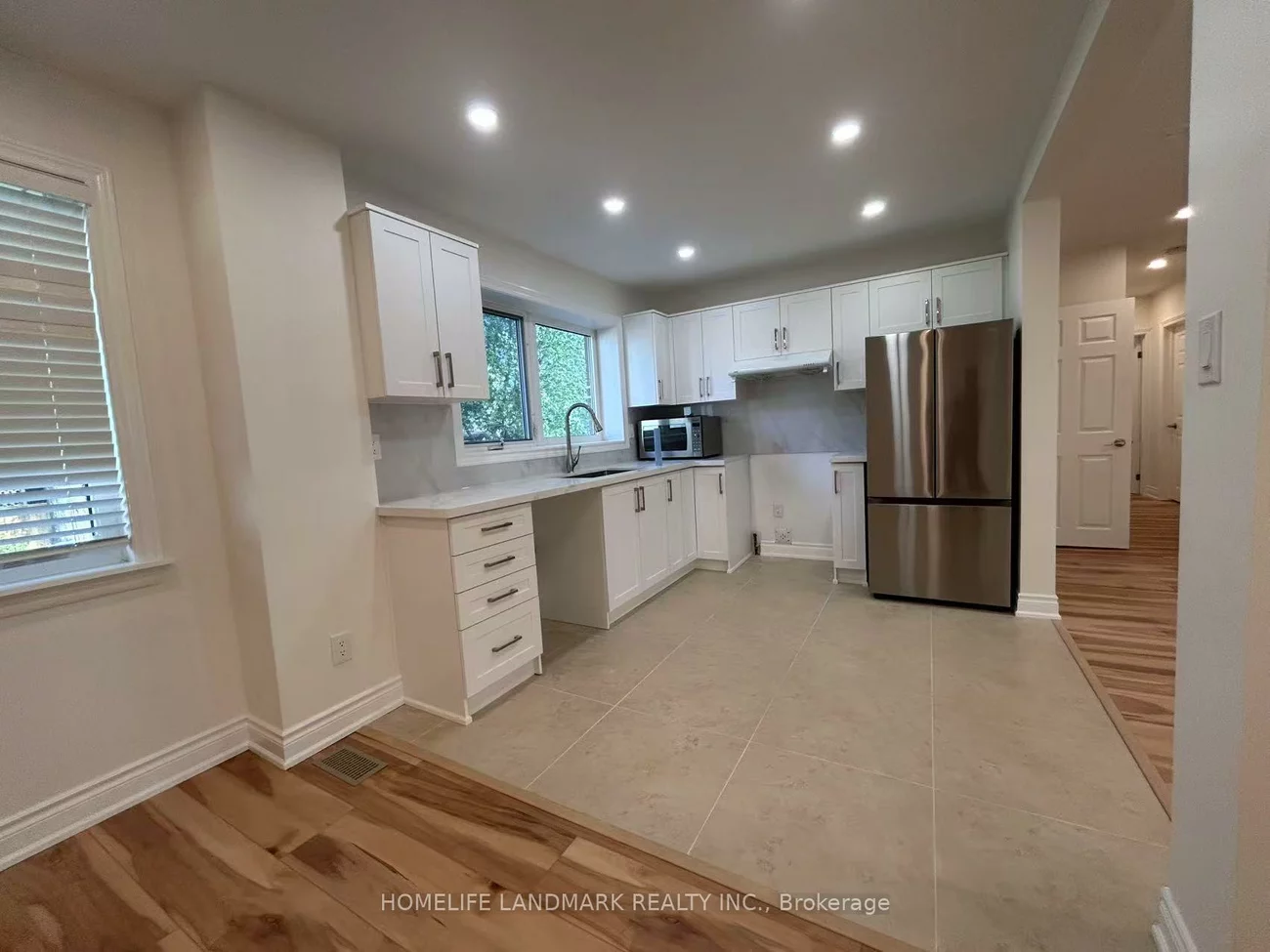 490, Pineland, 1020 - WO West, Oakville