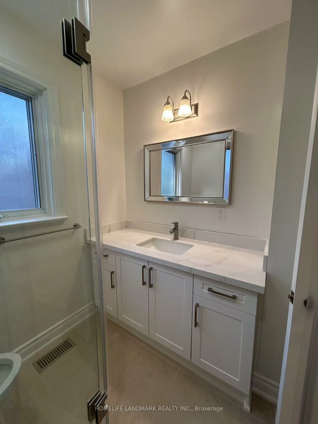 490, Pineland, 1020 - WO West, Oakville
